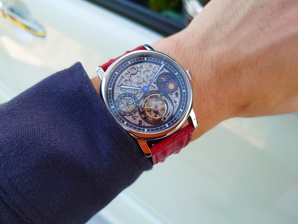 ERA Prometheus(プロメテウス)トゥールビヨン腕時計の口コミ評判！高級仕様で安いERA Timepiecesのおすすめ時計をレビュー -  CUSTOM FASHION MAGAZINE（カスタムファッションマガジン）