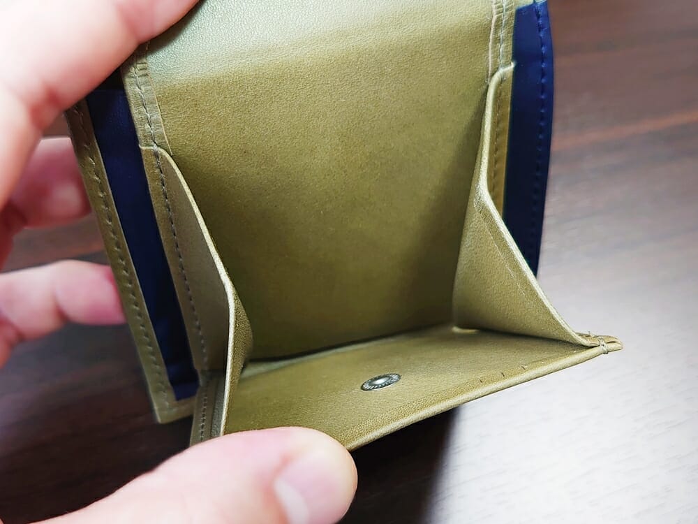 JOGGO（ジョッゴ）ENISHI 2つ折り財布 姫路レザー（グリーン、ブルー）小銭入れ 開口部