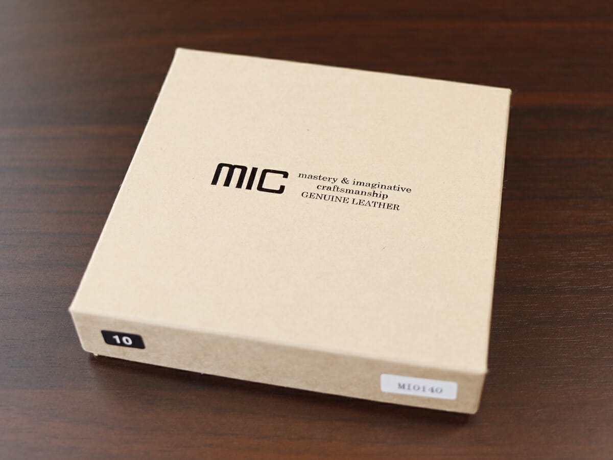 カク（QUAKU）ミニL字ファスナー財布 MI0140 ブラック mic（ミック）パッケージ 箱2