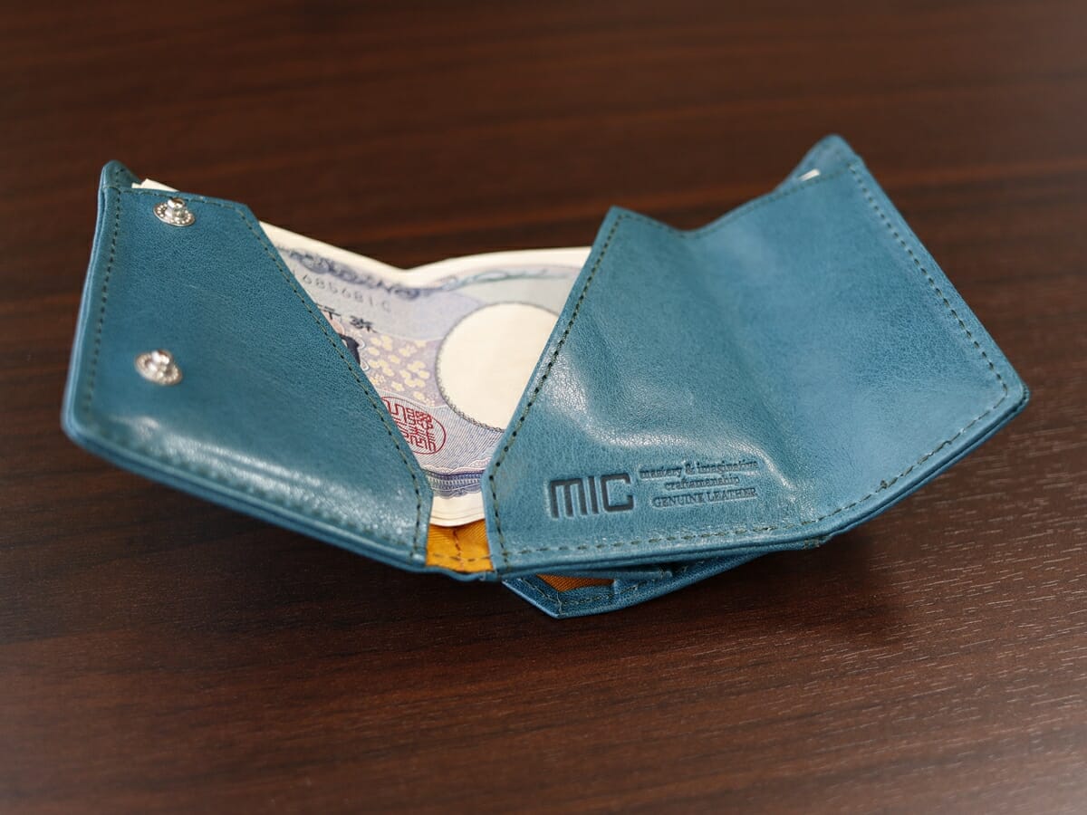 ヴァケッタルクス 三つ折りミニ財布 MH1454 ターコイズ mic（ミック）レビュー 札入れの使い心地9