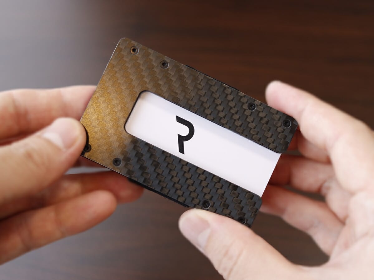 REQFUL1.1 カーボン REQFUL（レキュフル）財布レビュー カード入れの使い心地8