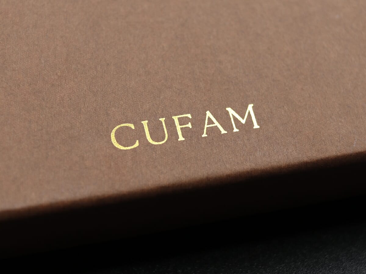 CUFAM（カファム）L字ファスナー フラグメントケース 小銭入れ マルチケース 牛本革 ブラック パッケージ 専用化粧箱 ブランドロゴ3
