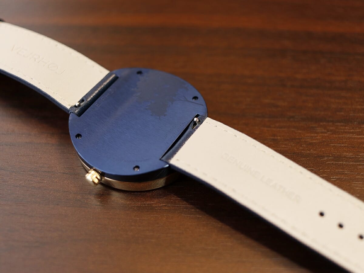 ARCH Maple 42mm LIMITED EDITION 限定モデル 天然メープル木材 メンズモデル VEJRHØJ（ヴェアホイ）腕時計レビュー イタリア製 本革ストラップ ミッドナイトブルー15