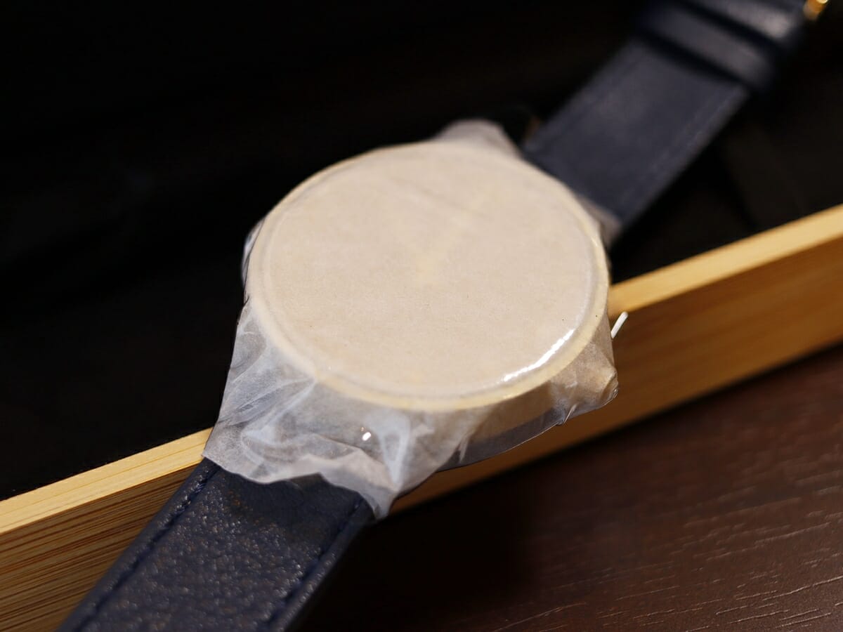 VEJRHØJ（ヴェアホイ）ARCH Maple 腕時計レビュー 木製ボックス 梱包5