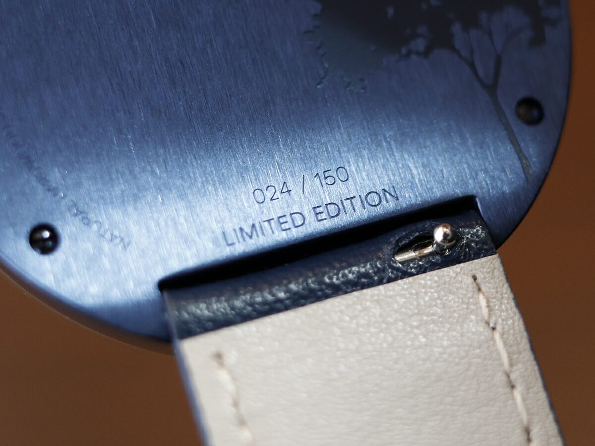 ARCH Maple 42mm LIMITED EDITION 限定モデル 天然メープル木材 メンズモデル VEJRHØJ（ヴェアホイ）腕時計レビュー バックケース デザイン4
