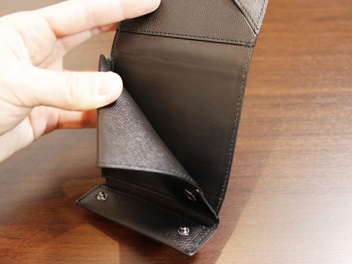 薄い財布 abrAsus アブラサス SUPERCLASSIC スーパークラシック 薄型二つ折り財布 メンズ レビュー 財布デザイン 札スペース