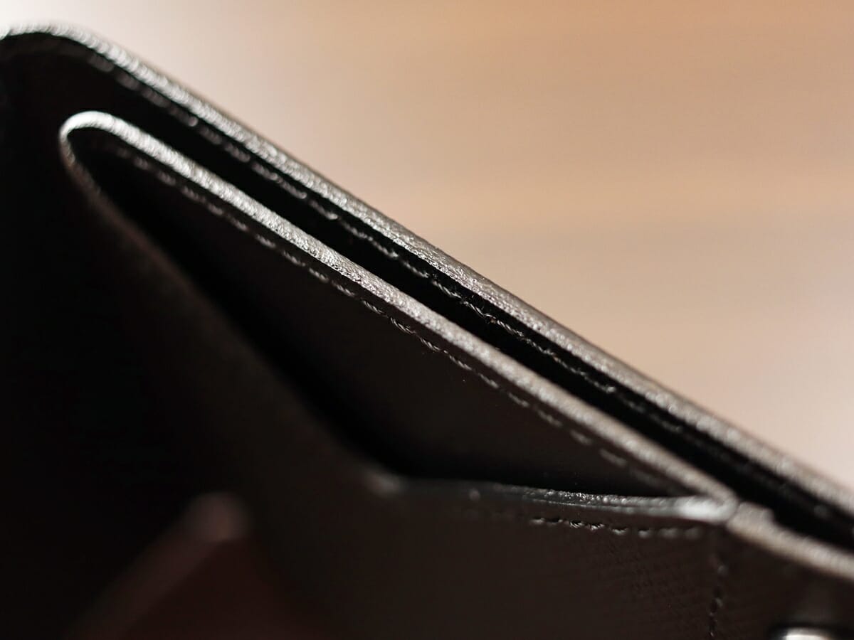 薄い財布 abrAsus アブラサス SUPERCLASSIC スーパークラシック 薄型二つ折り財布 メンズ レビュー コバ処理2