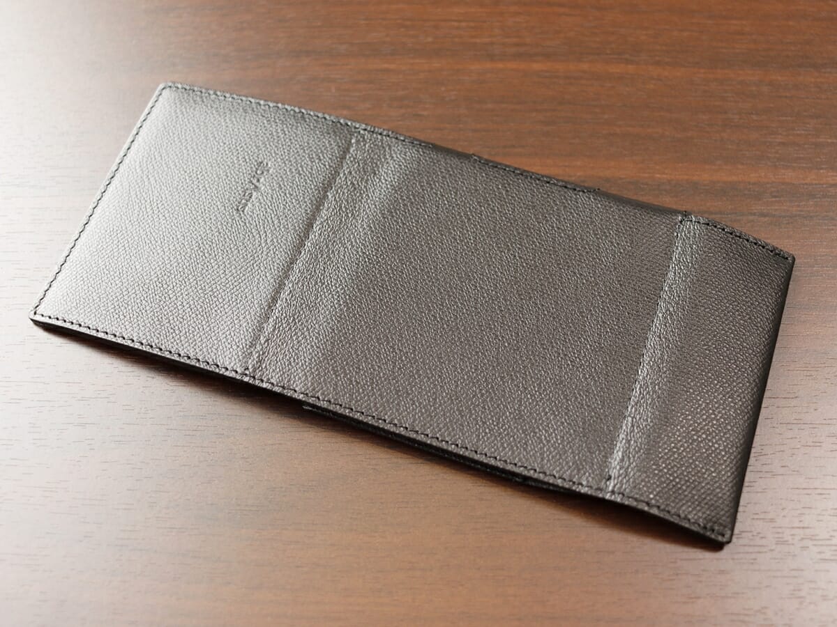 薄い財布 abrAsus アブラサス SUPERCLASSIC スーパークラシック 薄型二つ折り財布 メンズ レビュー 財布デザイン 質感5