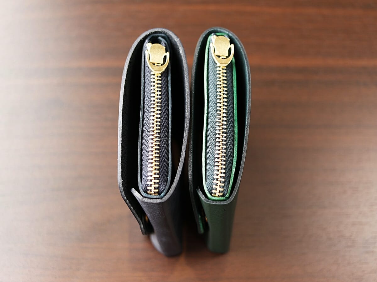 小さく薄い財布Saku ver.2 プエブロ ノブレッサカーフ moku（モク）レザーの質感を比較16