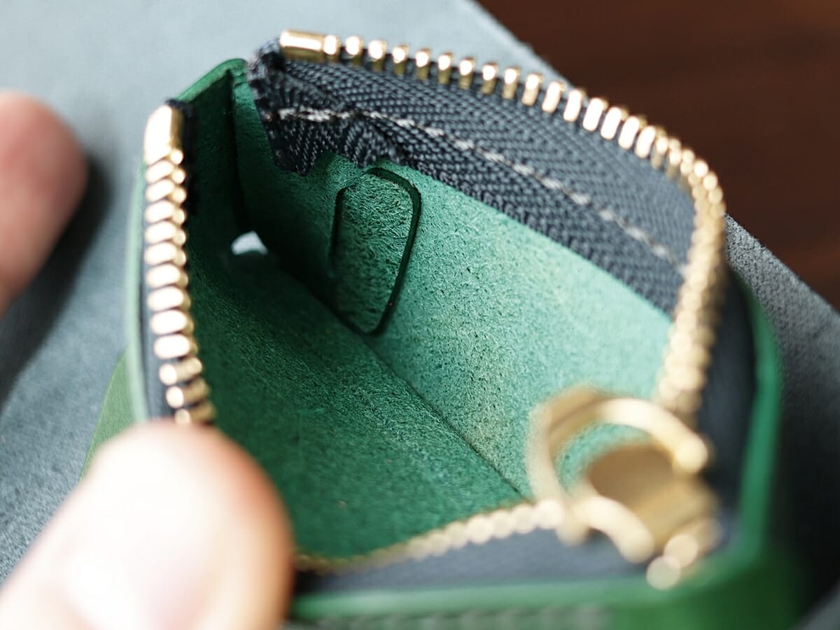 小さく薄い財布Saku ver.2 ノブレッサカーフ グリーン noblessacalf-green moku（モク）内装 収納部 ブッテーロ カード入れ 小銭入れ8