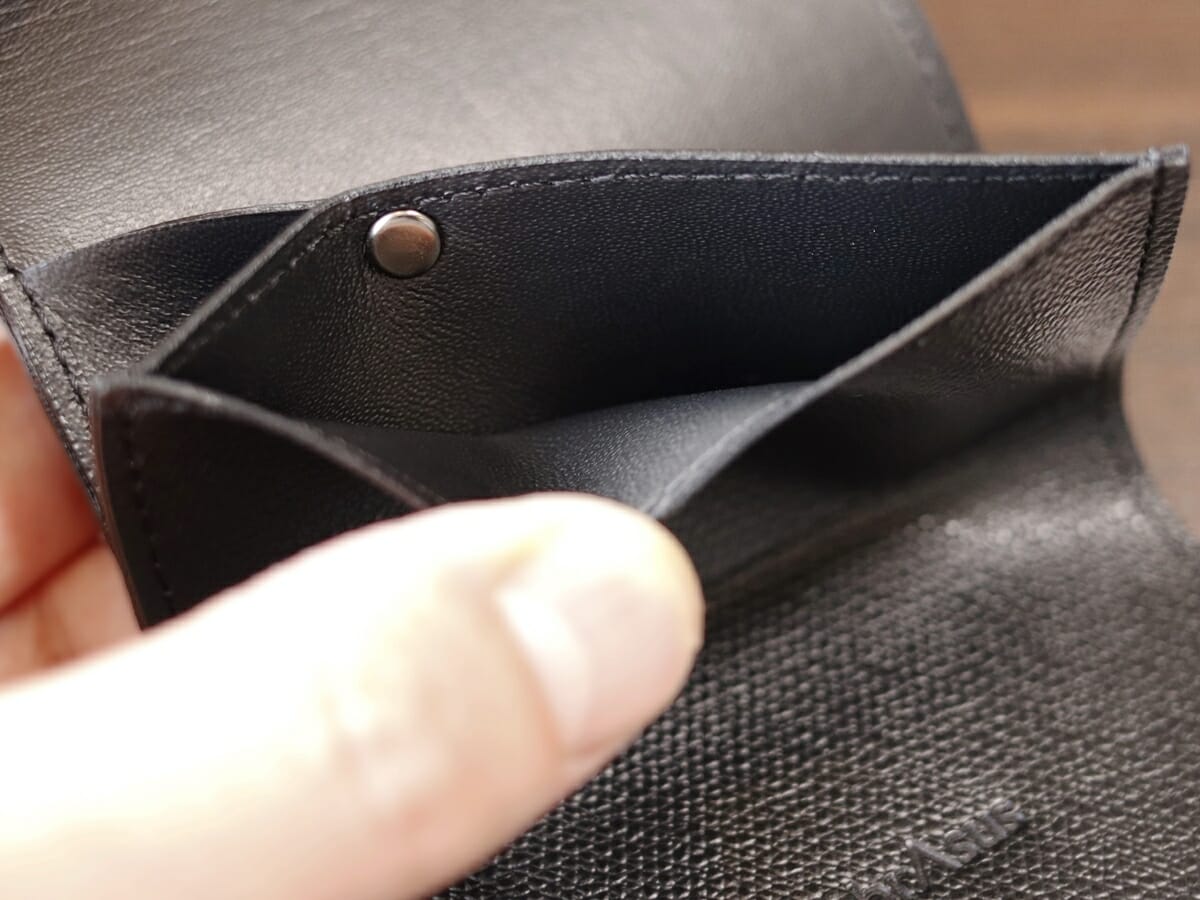 小さい財布 abrAsus メンズ アブラサス SUPERCLASSIC スーパークラシック 極小 三つ折り財布 レビュー 内装デザイン6