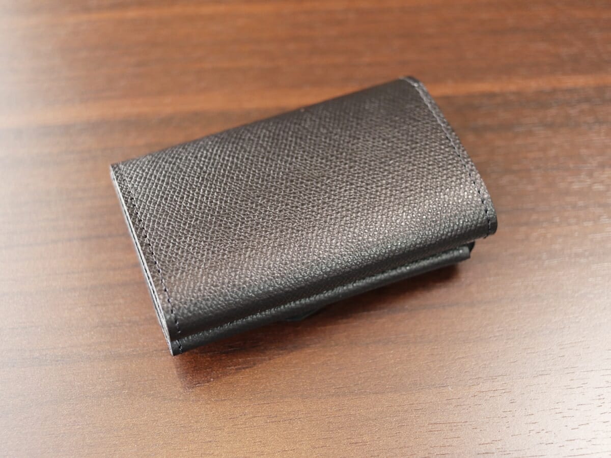 小さい財布 abrAsus メンズ アブラサス SUPERCLASSIC スーパークラシック 極小 三つ折り財布 レビュー デザイン3