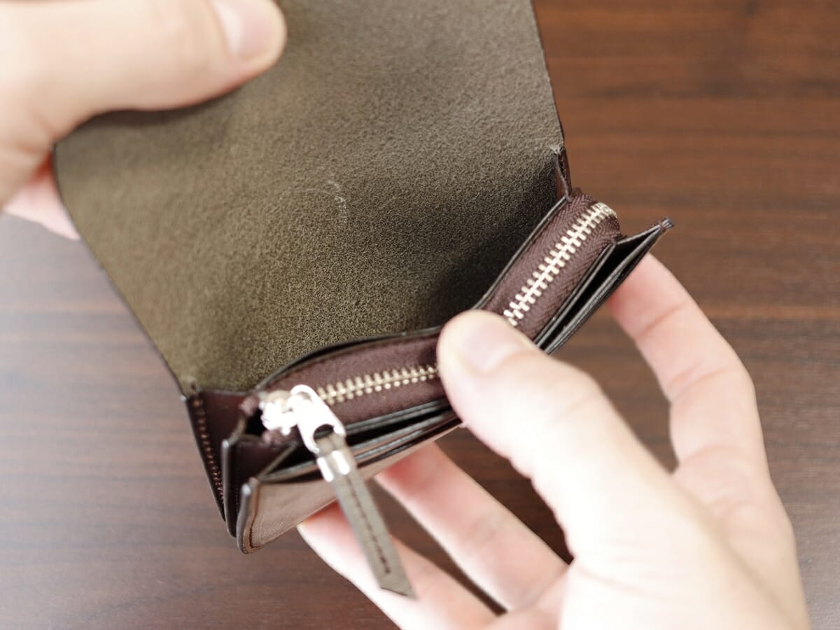 ingrasat mini wallet イングラサット ミニウォレット SO749I SLOW スロウ 財布レビュー 収納部 各ポケット1
