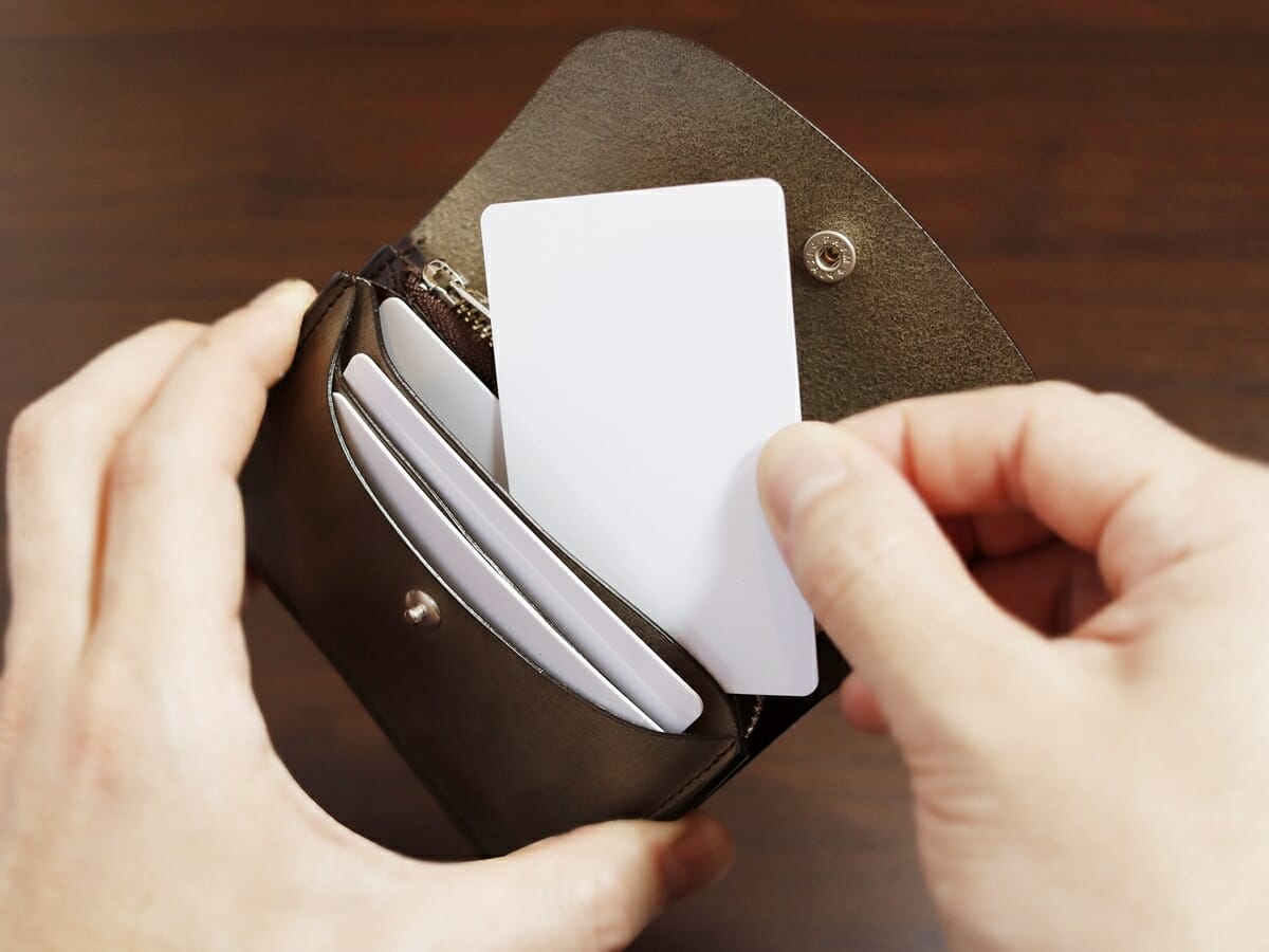 ingrasat mini wallet イングラサット ミニウォレット SO749I SLOW スロウ 財布レビュー 実際の使い心地11
