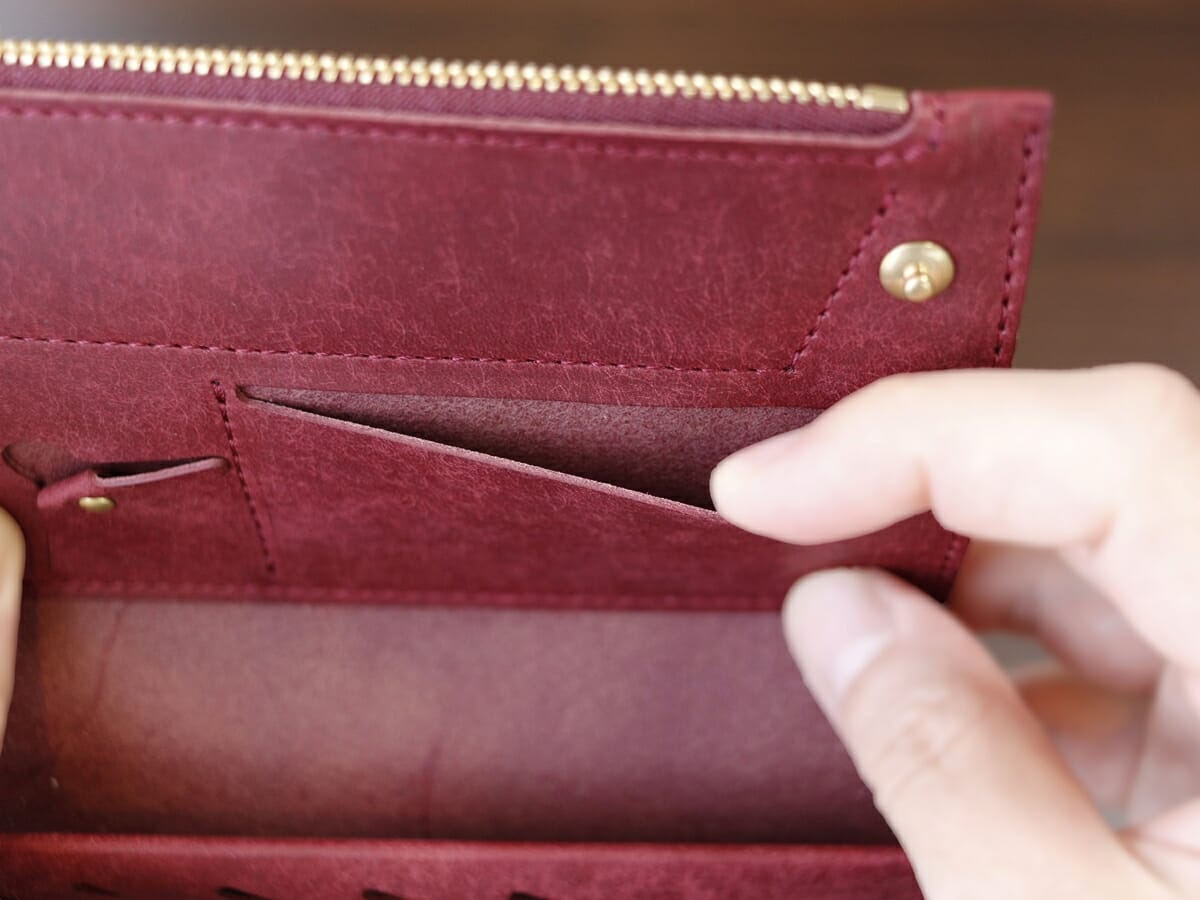 小さく薄い長財布Uno（ウーノ）moku モク もく プエブロレザー 財布レビュー 内装デザイン6