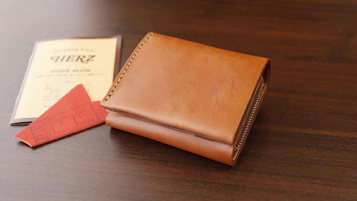 HERZ（ヘルツ）ショートウォレット（WS-11）二つ折り財布 レビュー カスタムファッションマガジン