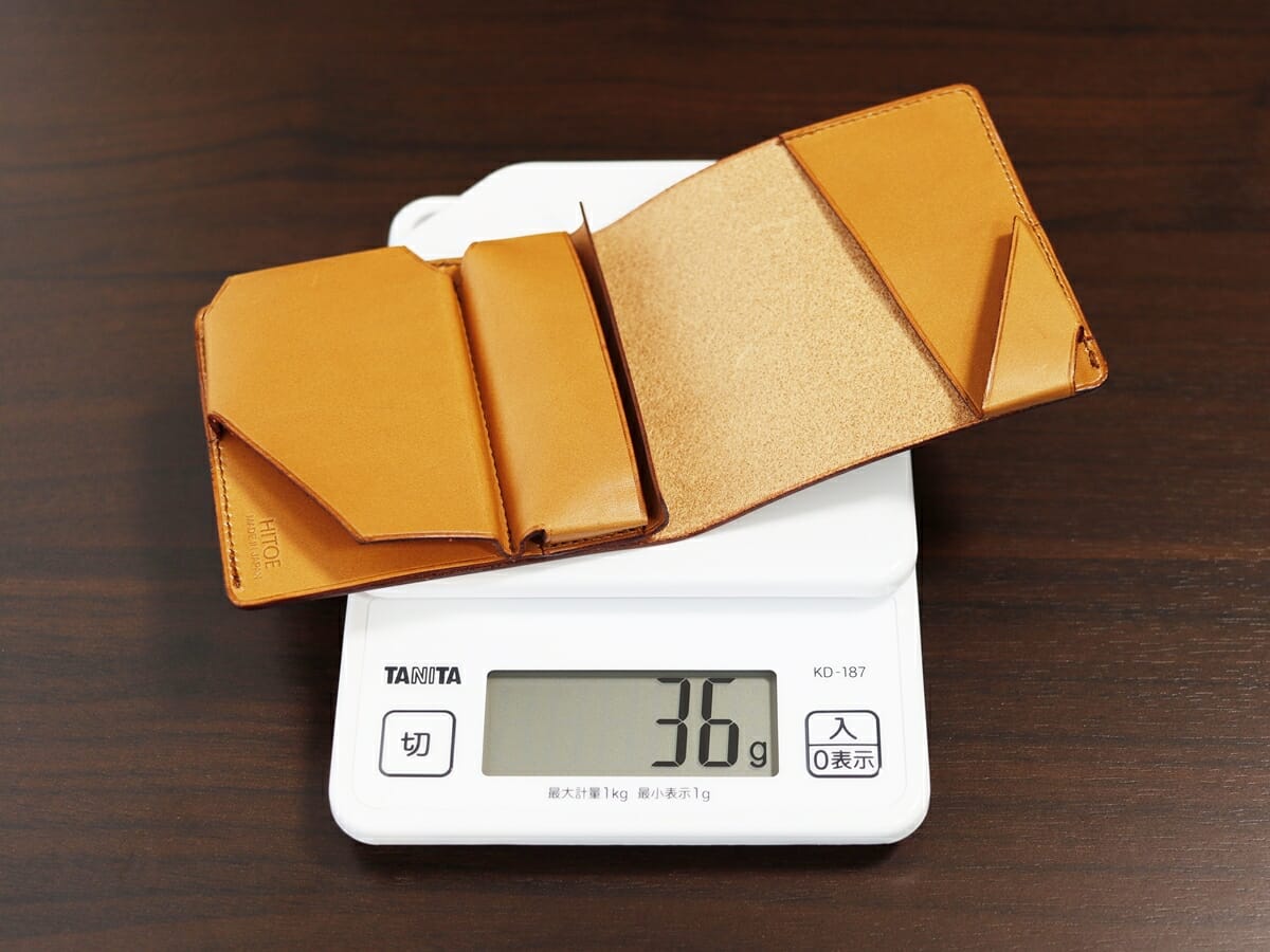Hitoe Fold -Liscio- 2023 SYRINX（シュリンクス）財布レビュー 中身が空の状態の財布の重さ
