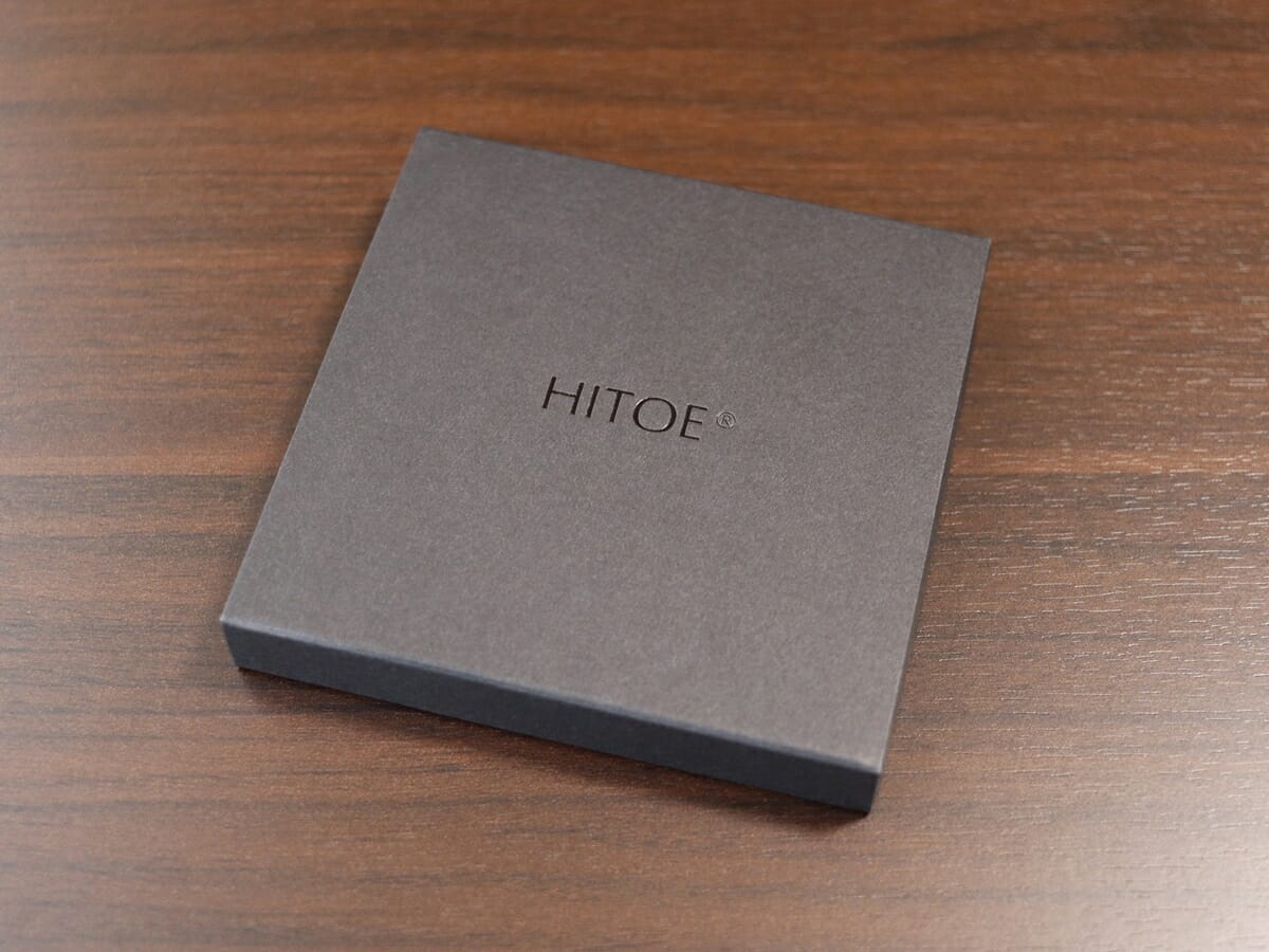 Hitoe Fold -Liscio- 2023 SYRINX（シュリンクス）財布レビュー パッケージング1