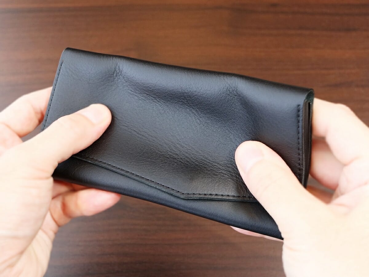 il modo イルモード STATUSY ステータシー 財布レビュー 外装デザイン 姫路産レザー 革の質感 仕立て10