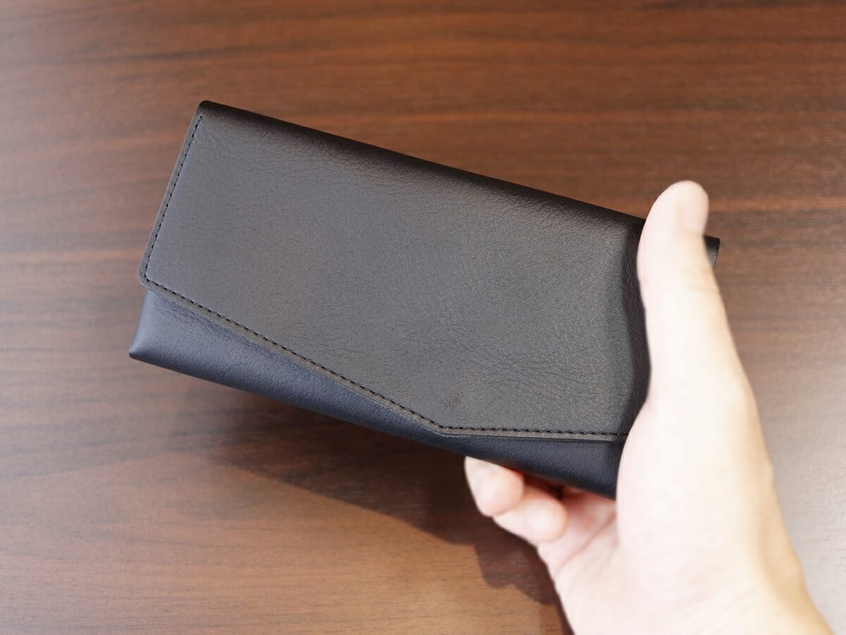 il modo イルモード STATUSY ステータシー 財布レビュー 最大収納の財布の厚さとサイズ感1
