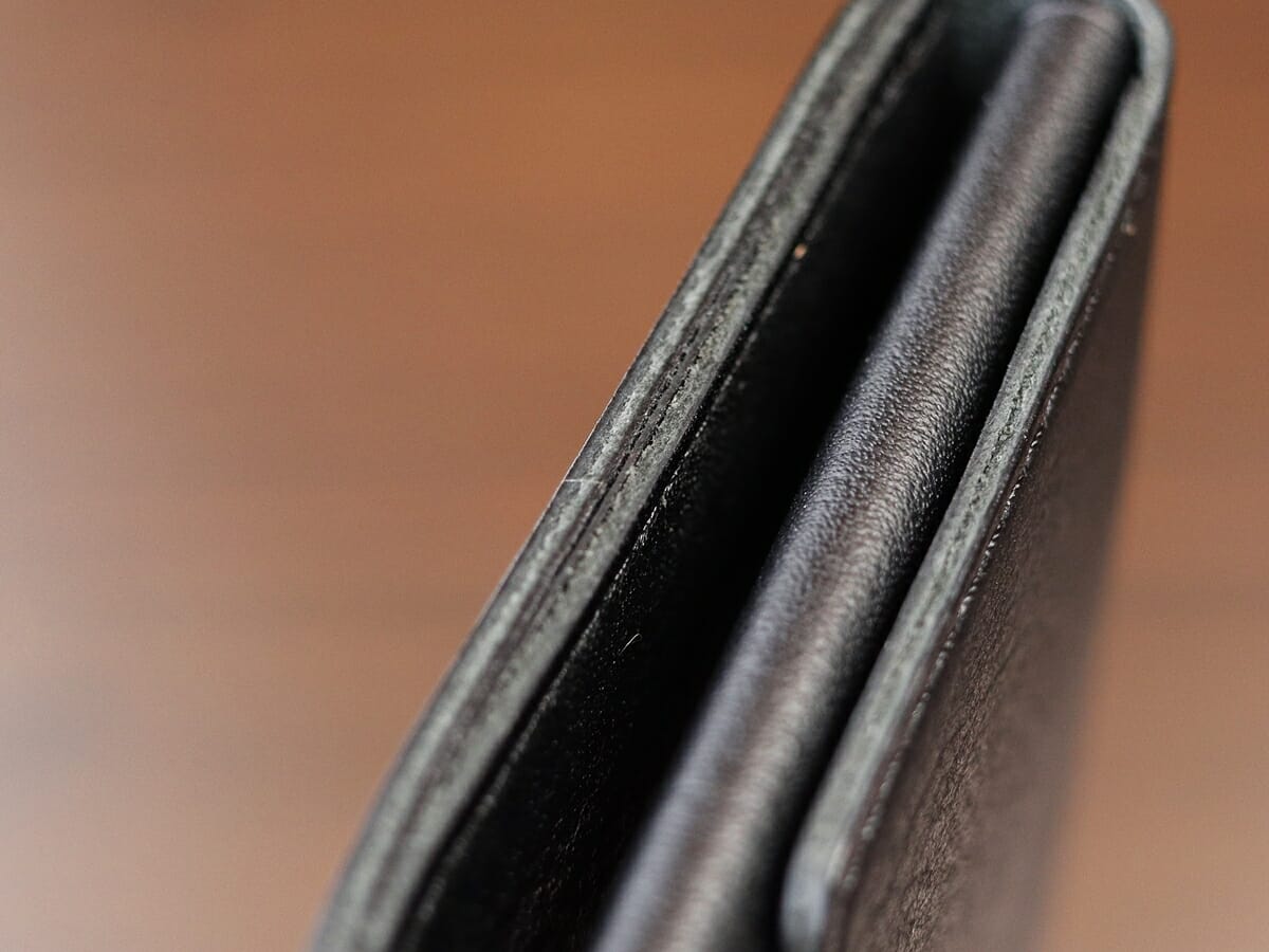 il modo イルモード STATUSY ステータシー 財布レビュー 外装デザイン 姫路産レザー 革の質感 仕立て9