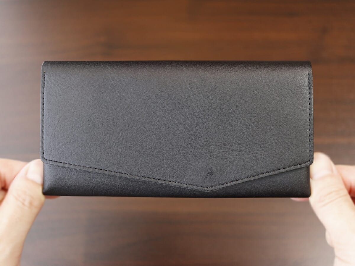 il modo イルモード STATUSY ステータシー 財布レビュー 外装デザイン 姫路産レザー 革の質感 仕立て1