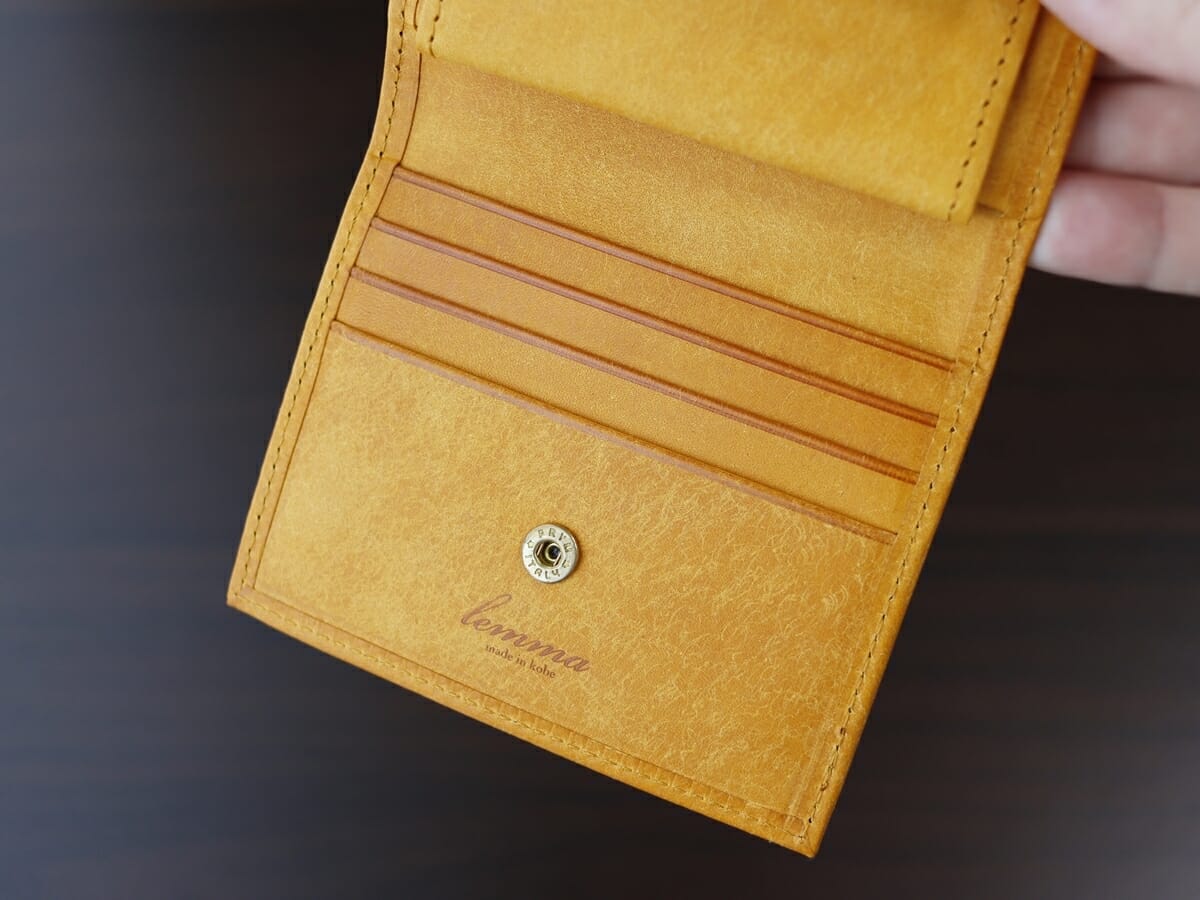 Marisco マリスコ lemma レンマ 二つ折り財布 プエブロレザー 内装デザイン カードスペース