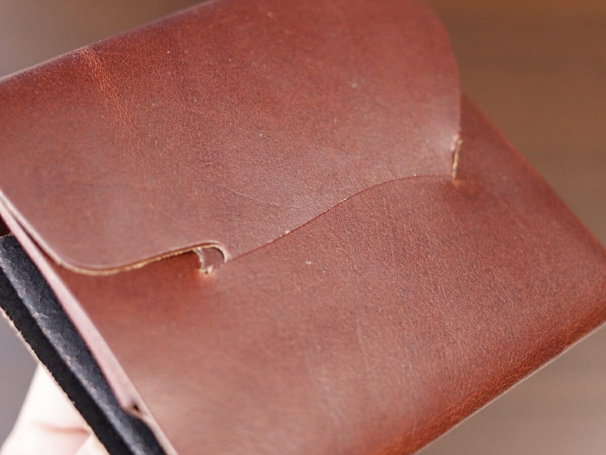 所作 Shosa ショサ cp ウォレット 3.5 コンパクトウォレット 財布レビュー 外装デザイン レザー 革の質感 仕立て5