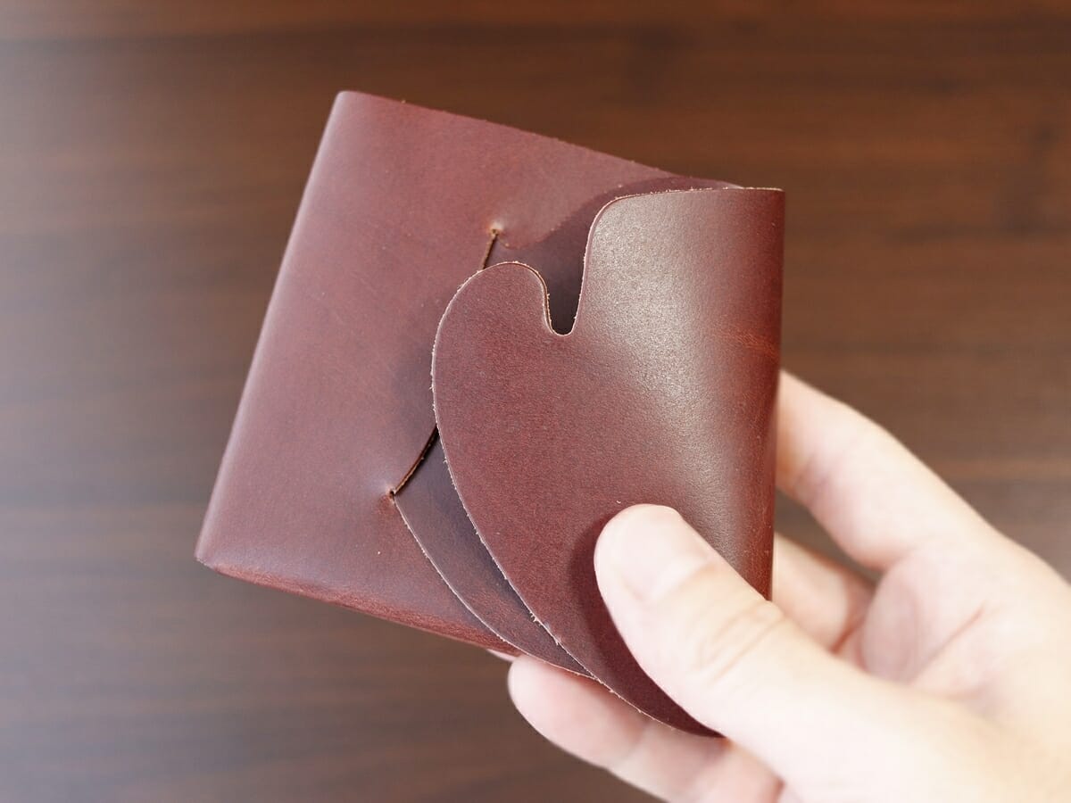 所作 Shosa ショサ cp ウォレット 3.5 コンパクトウォレット 財布レビュー 外装デザイン レザー 革の質感 仕立て8