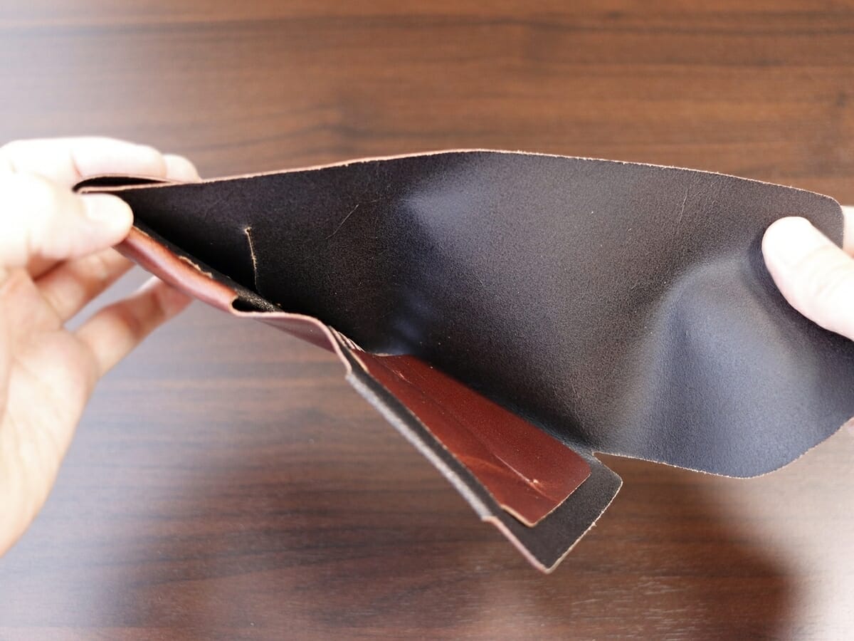 所作 Shosa ショサ cp ウォレット 3.5 コンパクトウォレット 財布レビュー 内装デザイン 見開き 収納ポケット 床面14