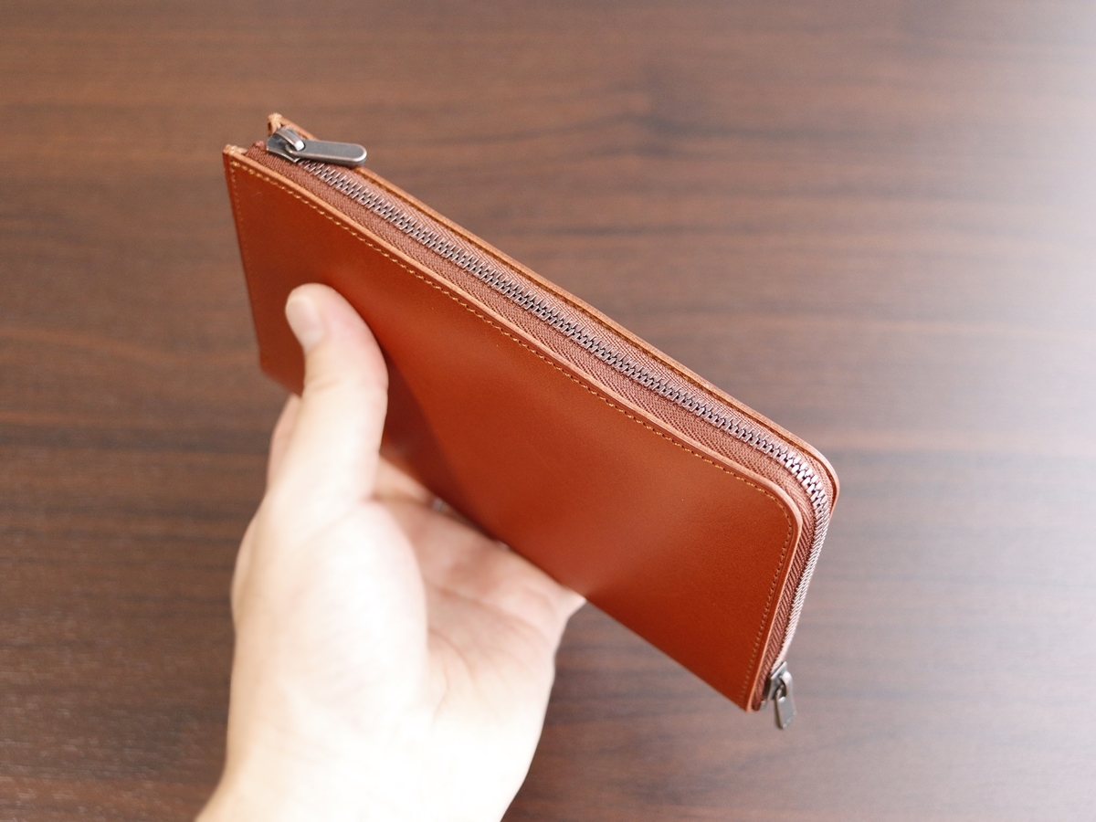 小さな薄い長財布 Hitoe L-zip L -Liscio- SYRINX（シュリンクス）財布レビュー 最大収納具合と財布の厚み13