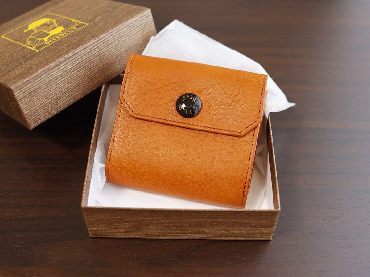 BEERBELLY ビアベリー HATCHBACK ハッチバック 二つ折り財布 コンパクト財布 レビュー パッケージング 化粧箱3