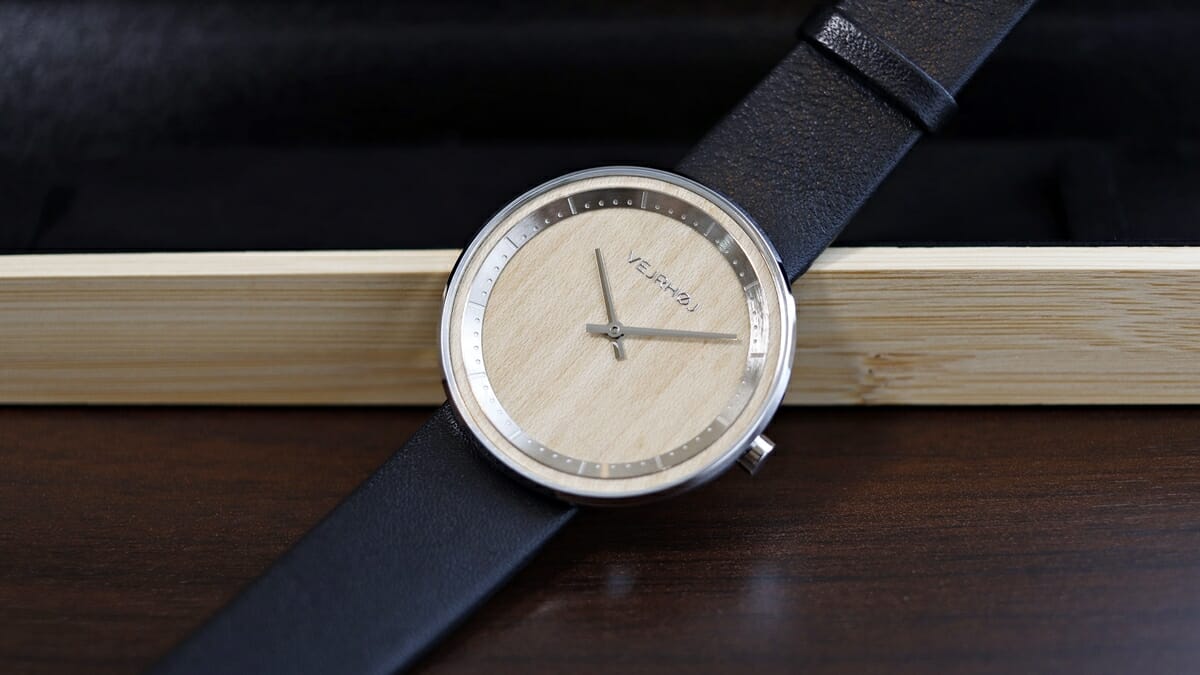 The MAPLE メイプル 40mm 木製 北欧 腕時計 VEJRHØJ（ヴェアホイ）時計レビュー カスタムファッションマガジン