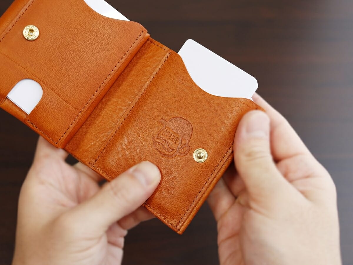 BEERBELLY ビアベリー HATCHBACK ハッチバック 二つ折り財布 コンパクト財布 レビュー カードポケットの使い心地6