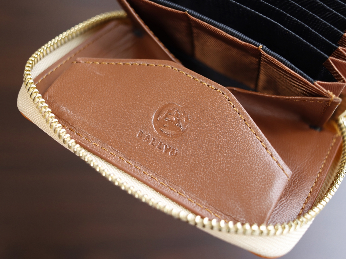 BELLVO（ヴェルボ）SATTO（サット）ラウンドファスナー ミニ財布 レビュー 内装デザイン 収納ポケット6