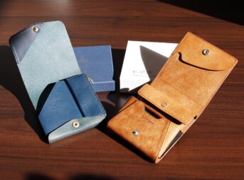 moku（モク）小さく薄い財布Saku Ver.2 com-ono（コモノ）薄い財布 Slim-005pb 財布の比較レビュー カスタムファッションマガジン2